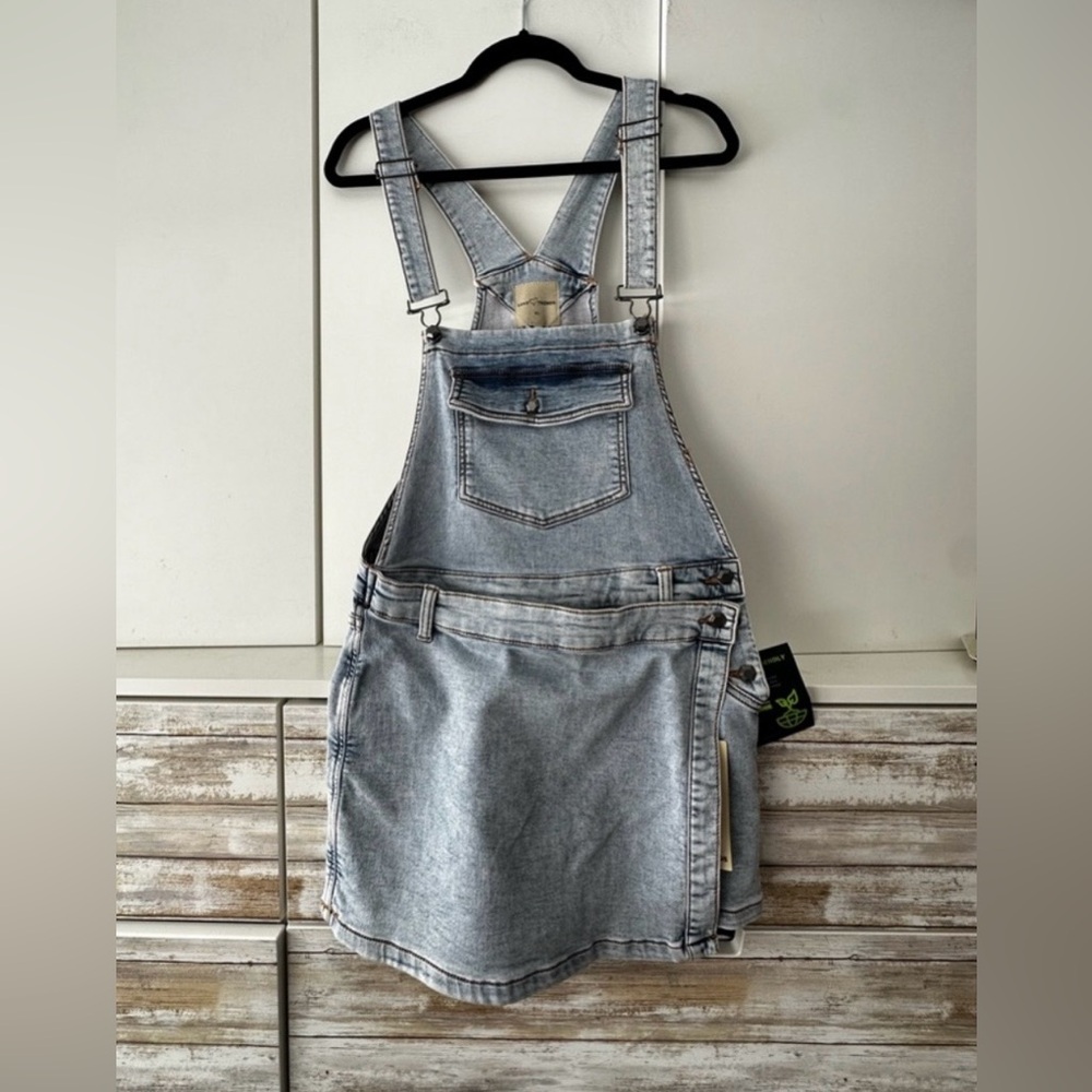 Love Trends Denim Skort Overalls XL NWT Light Wash